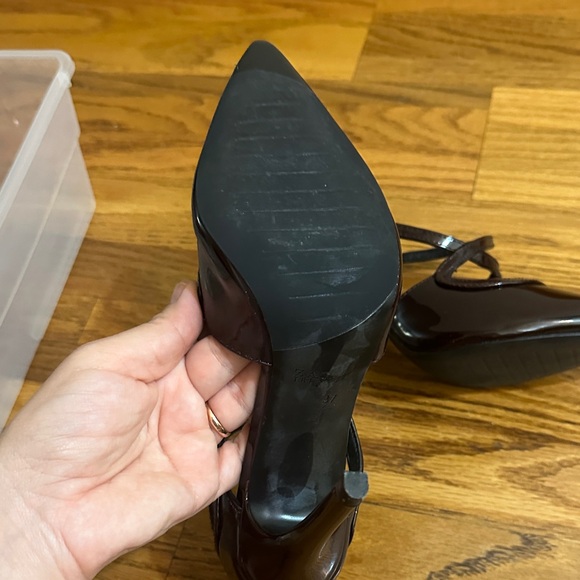 Zara TRF Pointed Toe Double Strap Elegant Burgundy Patent Heels - Picture 6 of 7